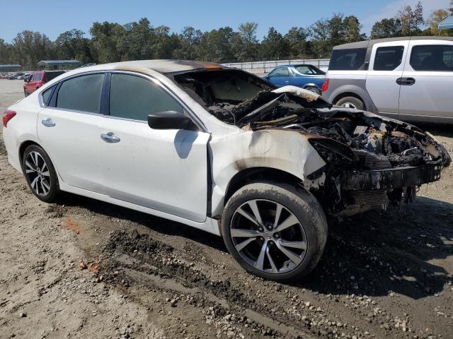 1N4AL3AP8HN364437 Nissan ALTIMA 2.5