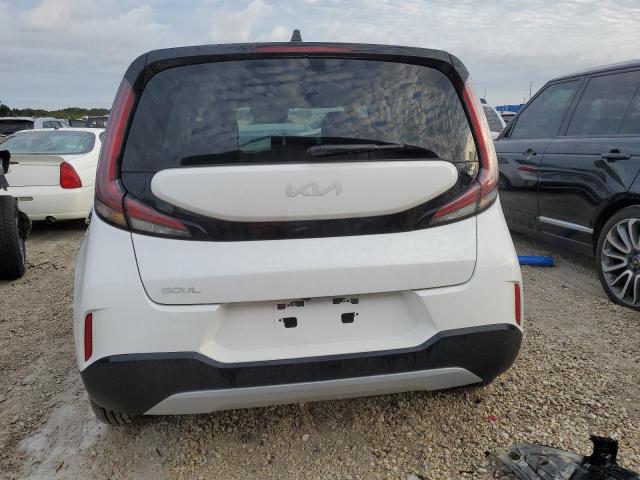 KNDJ23AU0P7885125 KIA SOUL LX