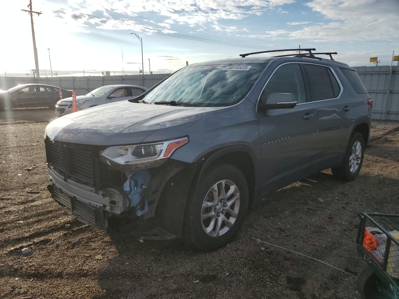 VIN: 1GNEVGKW5JJ276114 2018 CHEVROLET TRAVERSE