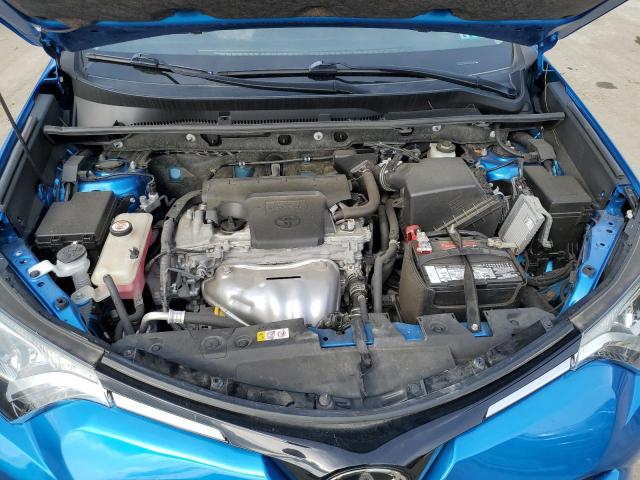 JTMBFREV8JJ221499 Toyota RAV4 LE