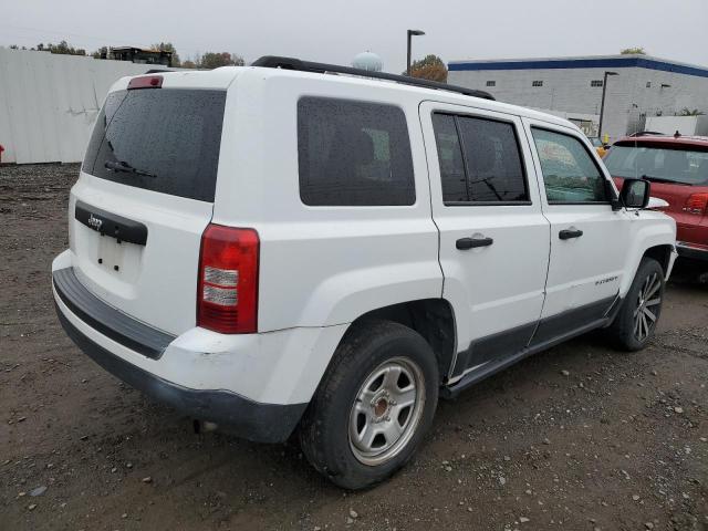 1C4NJPBB3FD328301 Jeep Patriot Sport