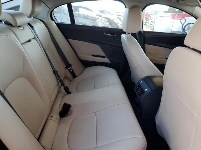 2018 JAGUAR XE PREMIUM - SAJAD4FX7JCP32342