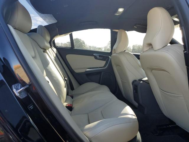  VOLVO S60 2015 Чорний