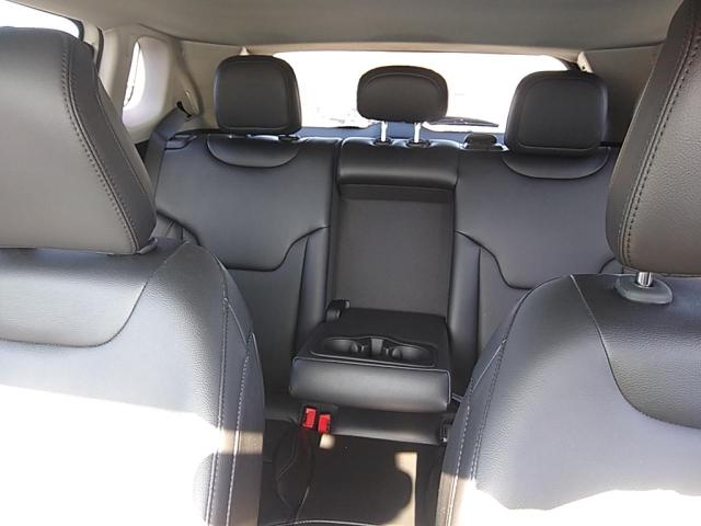 3C4NJDCB8NT134854 Jeep Compass Limited