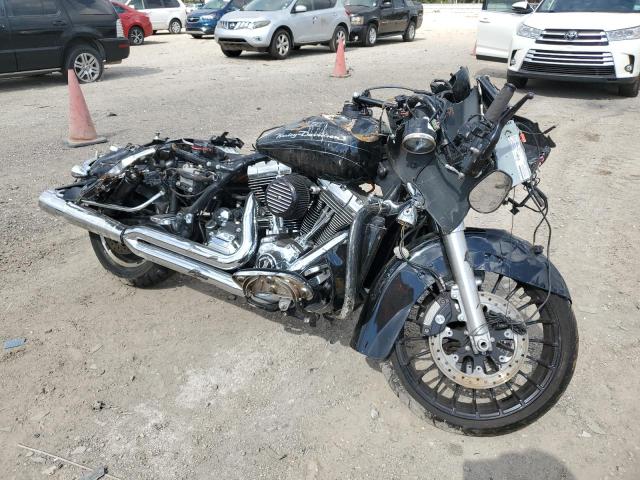 HARLEY-DAVIDSON FLTRX ROAD