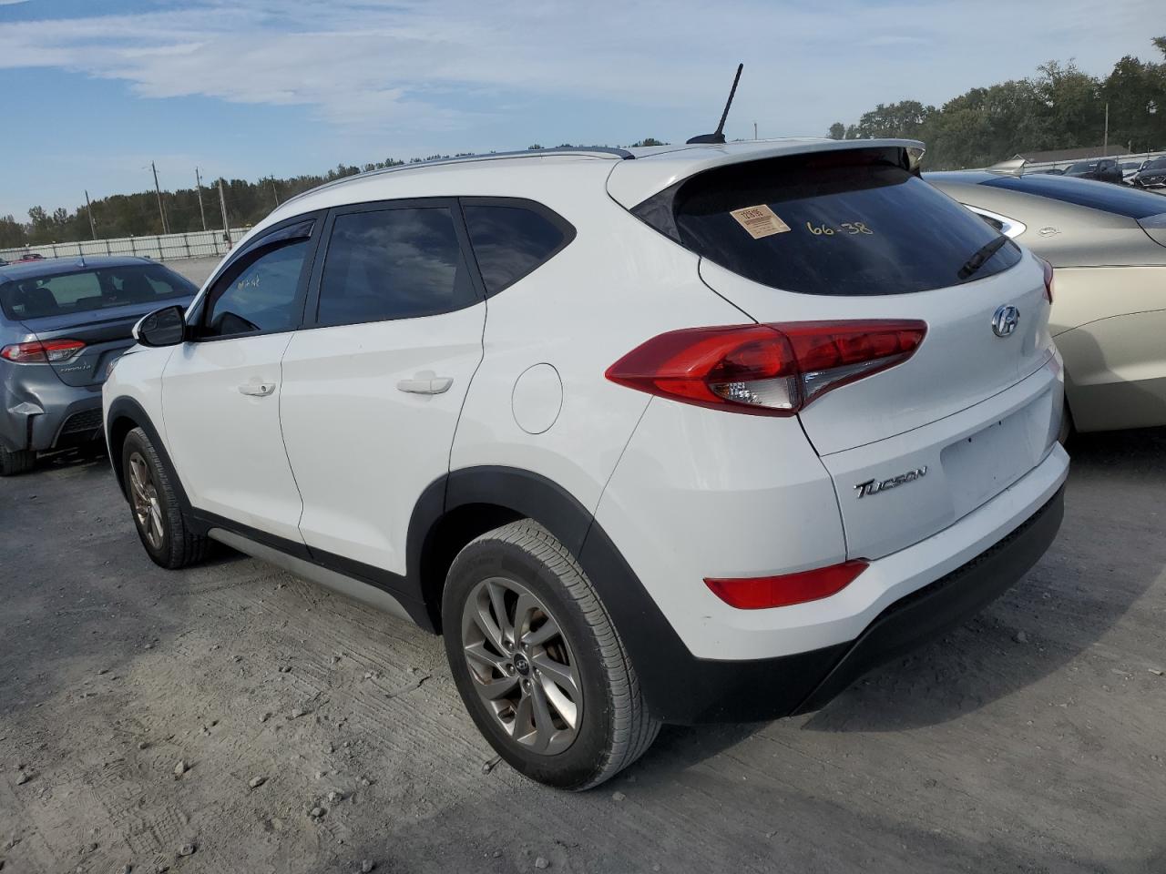 KM8J33A49HU394421 2017 Hyundai Tucson Limited