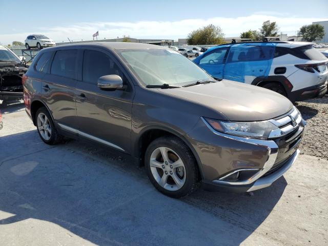 JA4AD3A34GZ009139 Mitsubishi Outlander Se