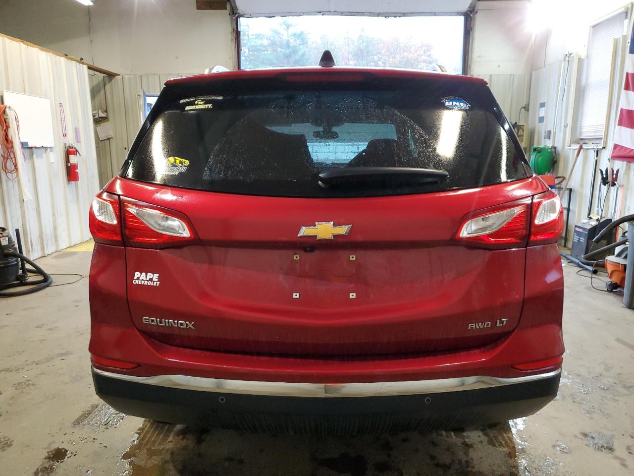 2GNAXSEV0J6110059 2018 Chevrolet Equinox Lt