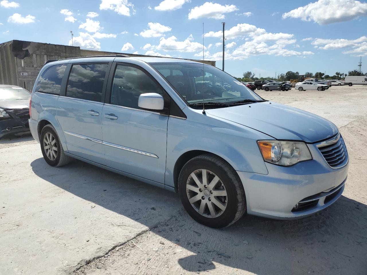 2C4RC1BG6DR605814 2013 Chrysler Town & Country Touring