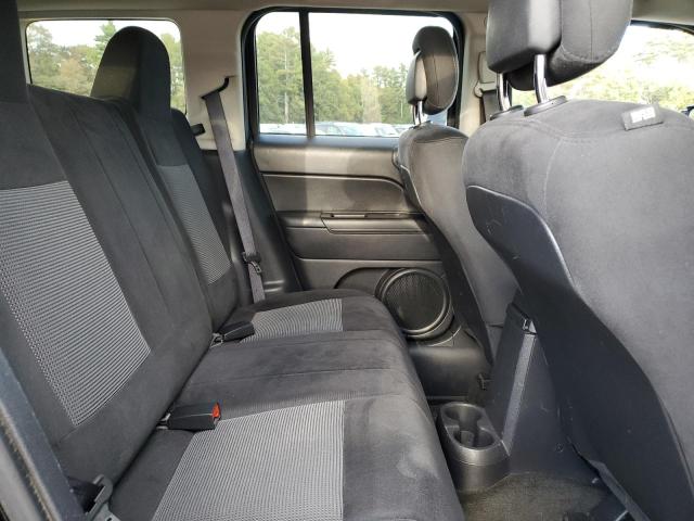 1C4NJRFB4GD742100 Jeep Patriot Latitude