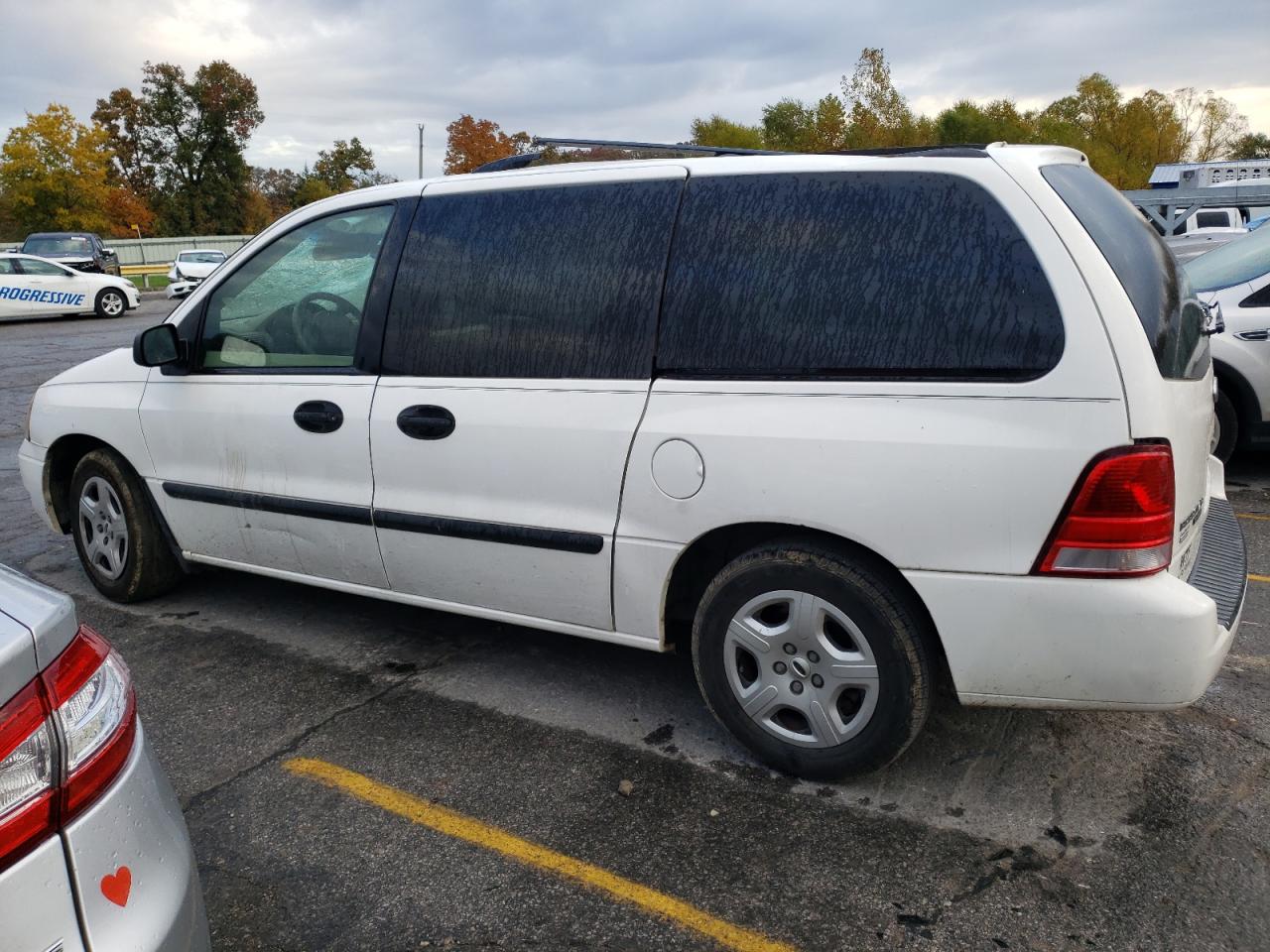 2FMDA51625BA24090 2005 Ford Freestar Se