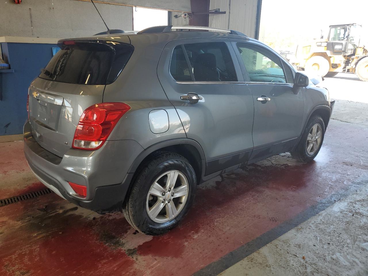 KL7CJPSB9KB926497 Chevrolet Trax 1LT 3