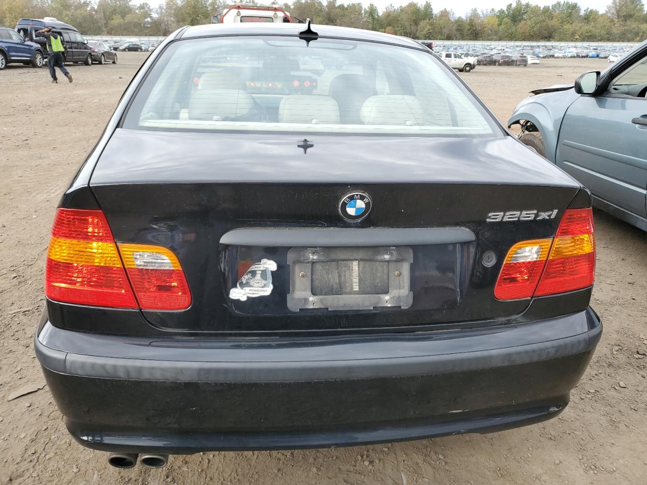 WBAEU33484PR06370 2004 BMW 325 Xi
