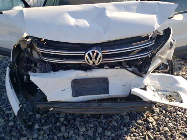 2015 VOLKSWAGEN TIGUAN S - WVGBV7AX1FW566409