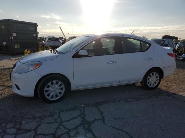 2013 Nissan Versa S