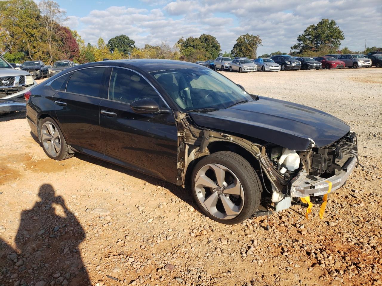 1HGCV1F91JA069996 2018 Honda Accord Touring