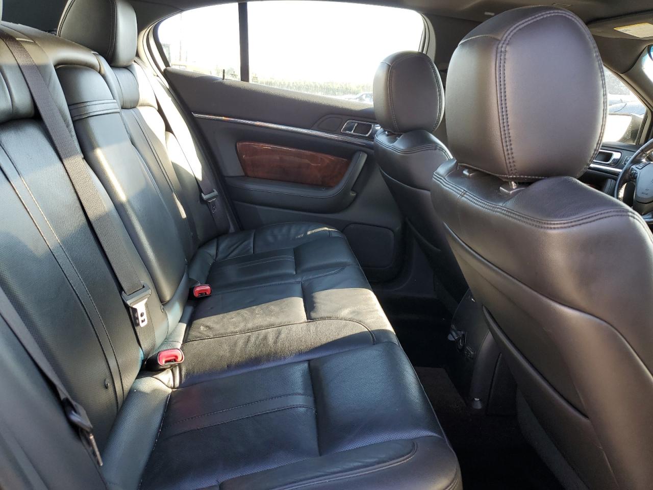 1LNHL9FT1DG614127 2013 Lincoln Mks