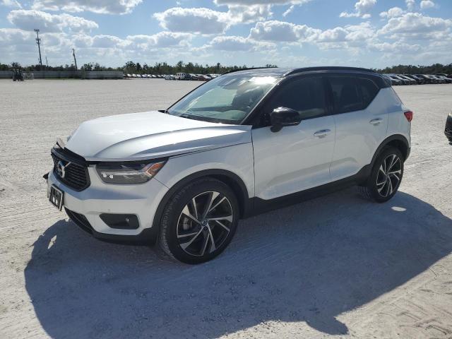 2021 Volvo XC40 