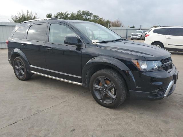 3C4PDCGBXJT363941 Dodge Journey Crossroad