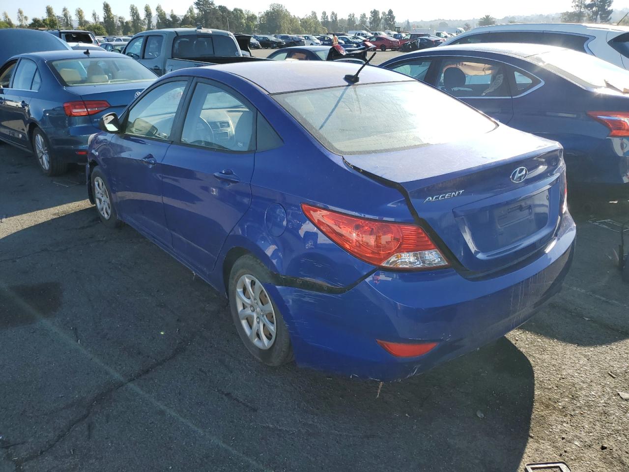 2012 Hyundai Accent Gls vin: KMHCT4AE9CU220929