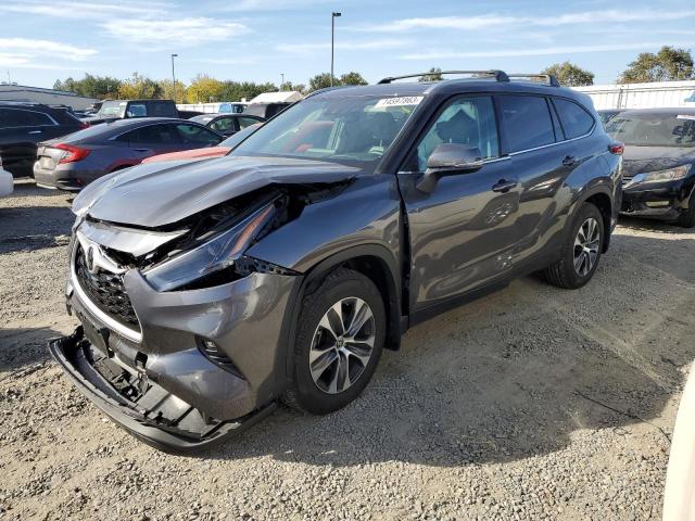 VIN 5TDHZRBHXNS165669 2022 Toyota Highlander, Xle no.1