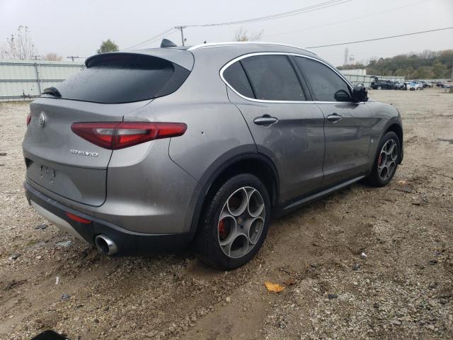 ZASFAKAN9J7B82763 | 2018 ALFA ROMEO STELVIO