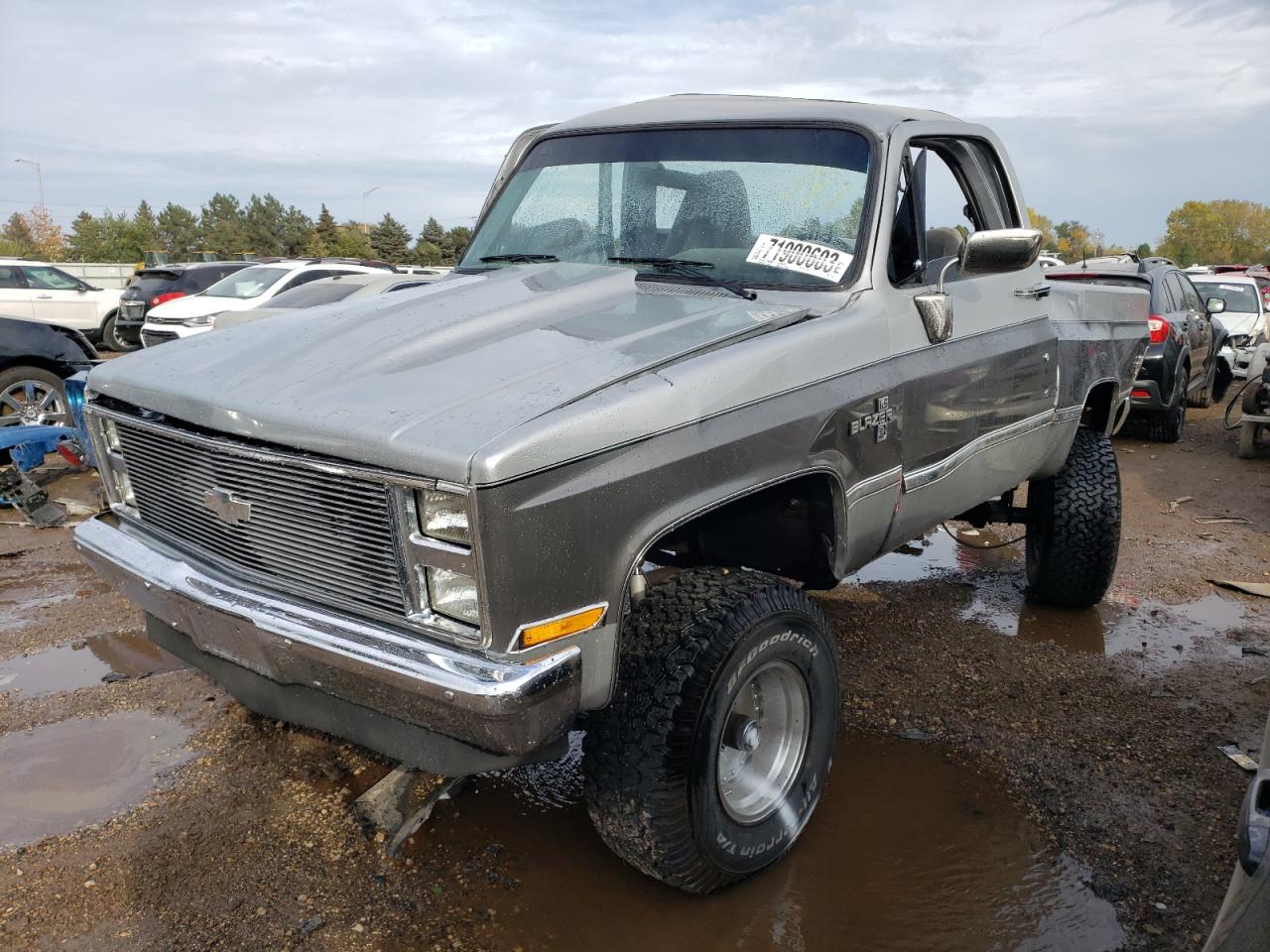 1GNEV18KXJF122552 1988 Chevrolet Blazer V10