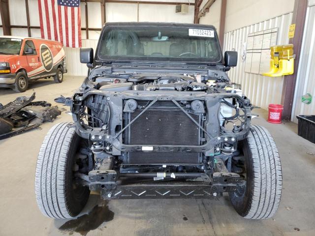 1C4HJXEG8KW657790 Jeep Wrangler Unlimited Sahara