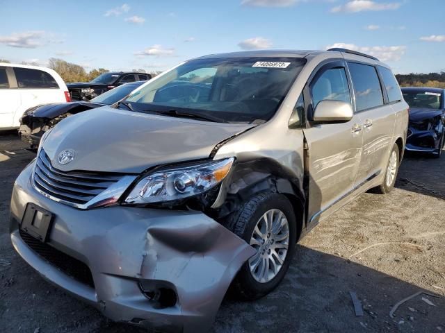 2017 Toyota Sienna XLE