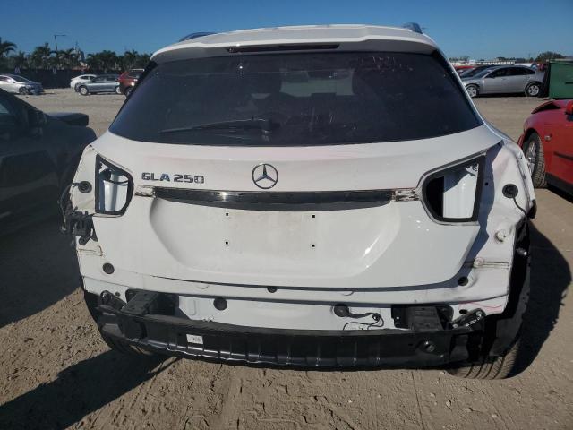 WDCTG4EB2KJ603694 Mercedes-Benz GLA 250