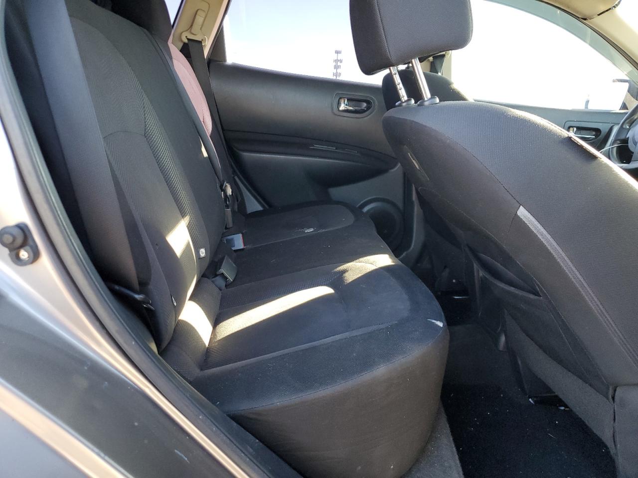 JN8AS5MV3BW683883 2011 Nissan Rogue S