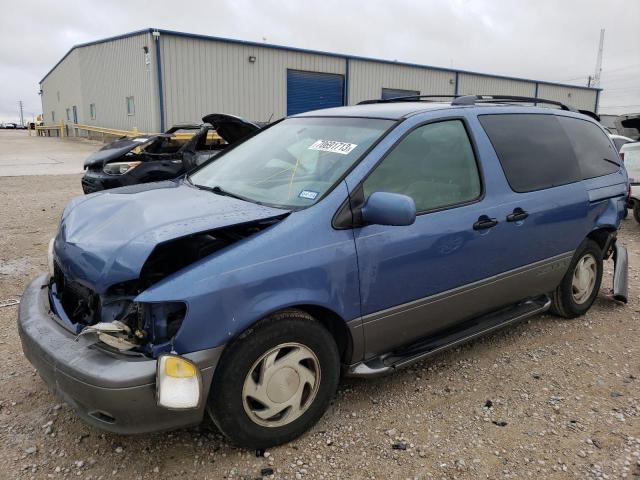 2001 Toyota Sienna LE