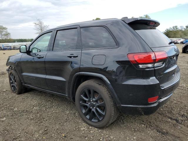 1C4RJFAGXJC245049 Jeep Grand Cherokee Laredo