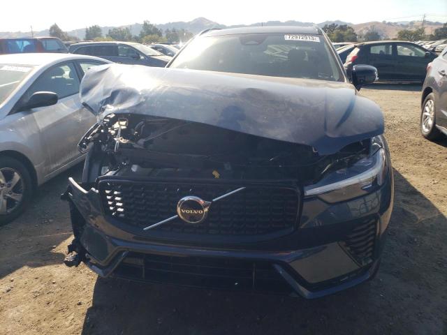 2022 VOLVO XC60 B6 R- YV4062RM4N1002588