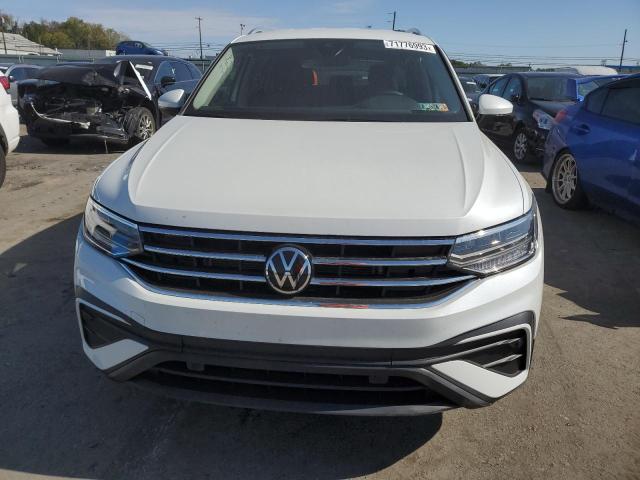 3VV2B7AXXPM077460 Volkswagen Tiguan SE 5