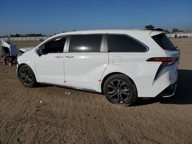 5TDXRKEC1NS092453 2022 TOYOTA SIENNA, photo no. 2