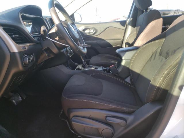 1C4PJLCB8GW201209 Jeep Cherokee Latitude