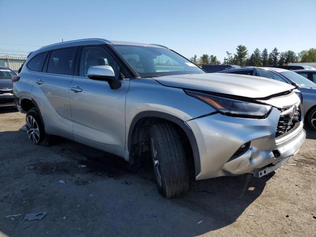 VIN 5TDGZRBH9MS553602 2021 Toyota Highlander, Xle no.4