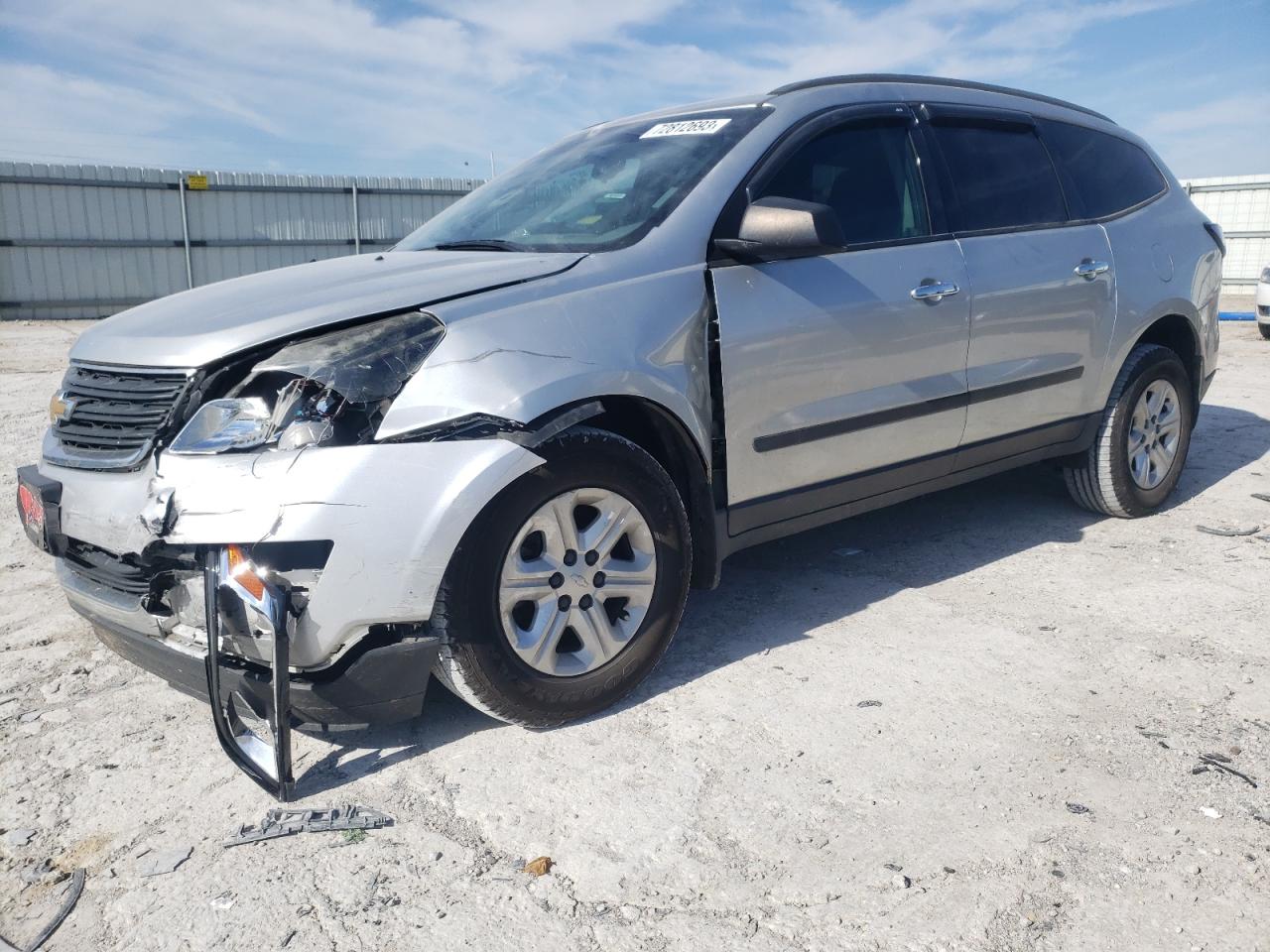 1GNKRFKD4FJ373523 2015 Chevrolet Traverse Ls