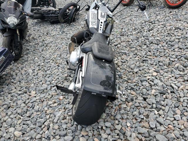 2018 HARLEY-DAVIDSON FLFBS FAT - 1HD1YGK18JC067150