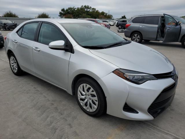  TOYOTA COROLLA 2017 Сріблястий