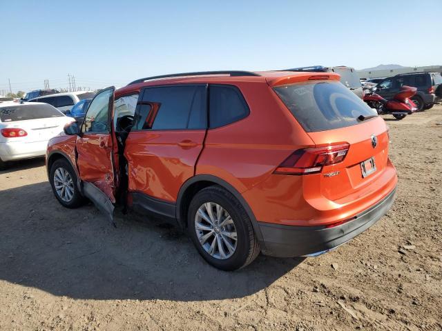 3VV1B7AX3KM041470 Volkswagen Tiguan S 2