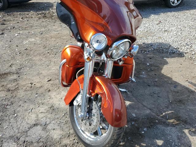 2010 HARLEY-DAVIDSON FLHTCUSE5 - 1HD1PR814AB952327