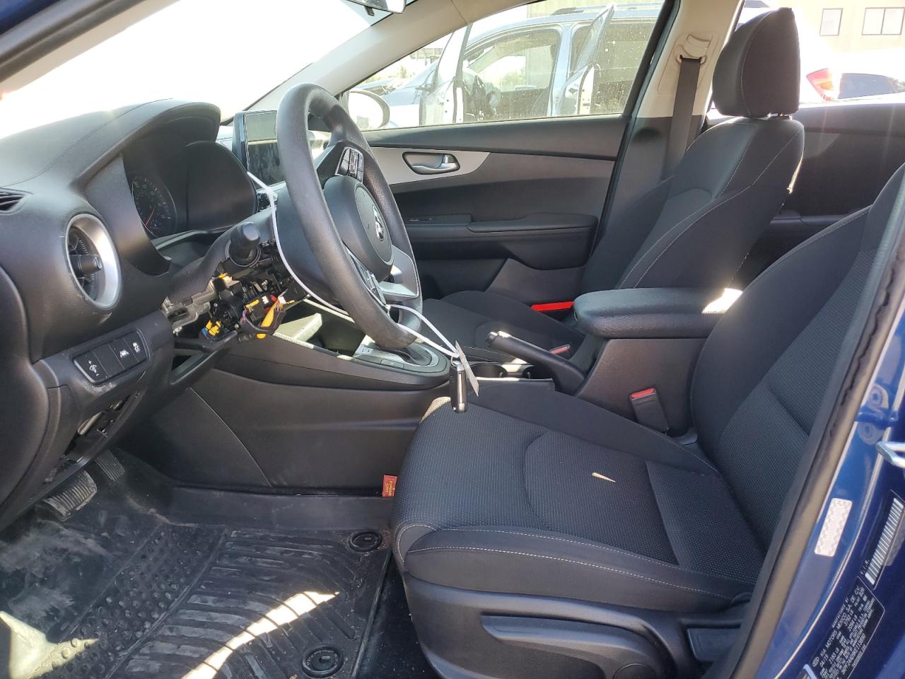 2019 Kia Forte Fe vin: 3KPF24AD9KE113890