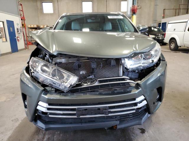 VIN 5TDJZRFH7KS932532 2019 Toyota Highlander, SE no.5