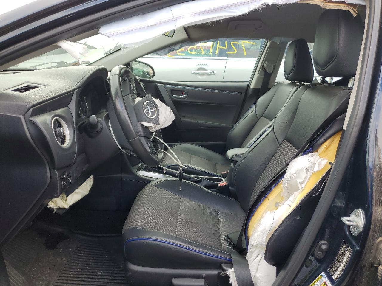 VIN: 2T1BURHE5JC088911 2018 TOYOTA COROLLA