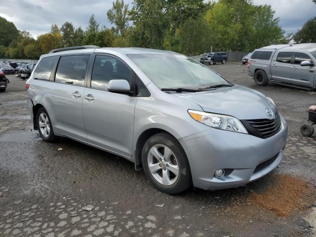 5TDZK3DC1FS687468 Toyota SIENNA