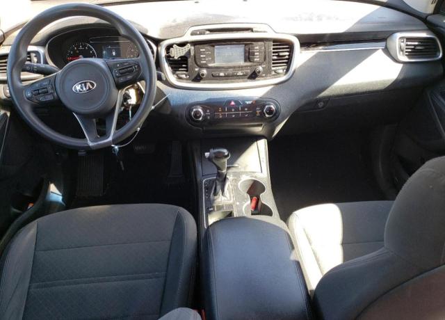 2017 KIA SORENTO LX - 5XYPG4A39HG283353