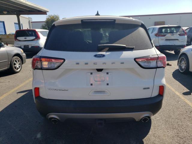 1FMCU0DZ8MUA08092 Ford Escape Titanium