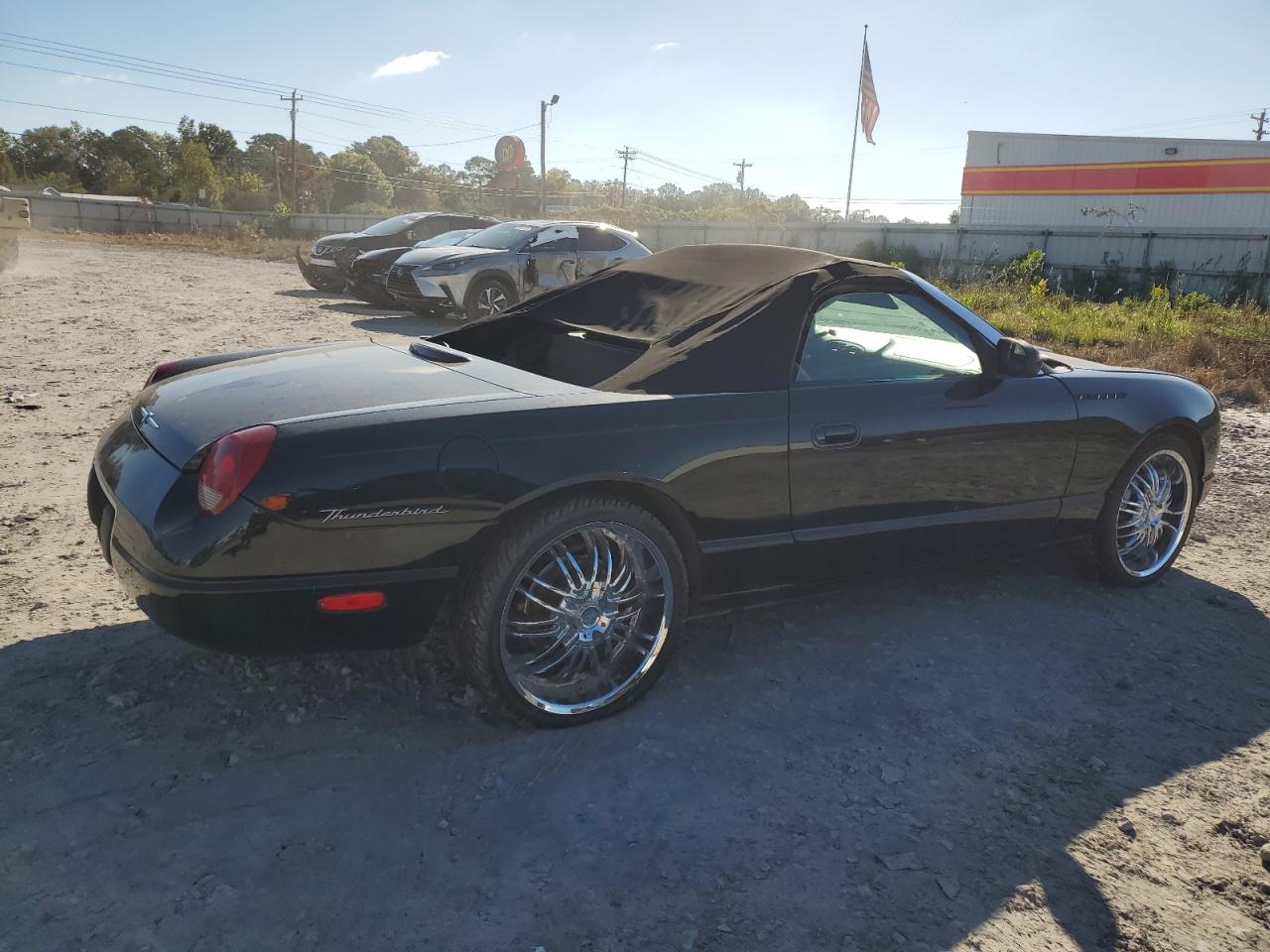 1FAHP60A92Y102756 2002 Ford Thunderbird